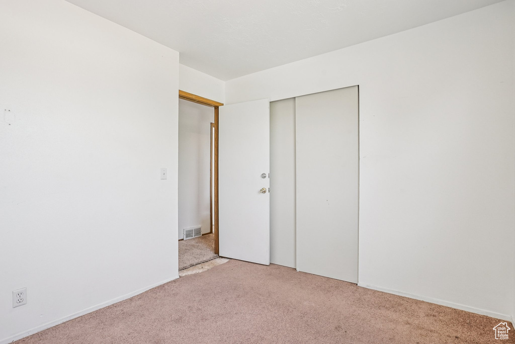 6014 S PARK WOOD DR Salt Lake City, UT 84118