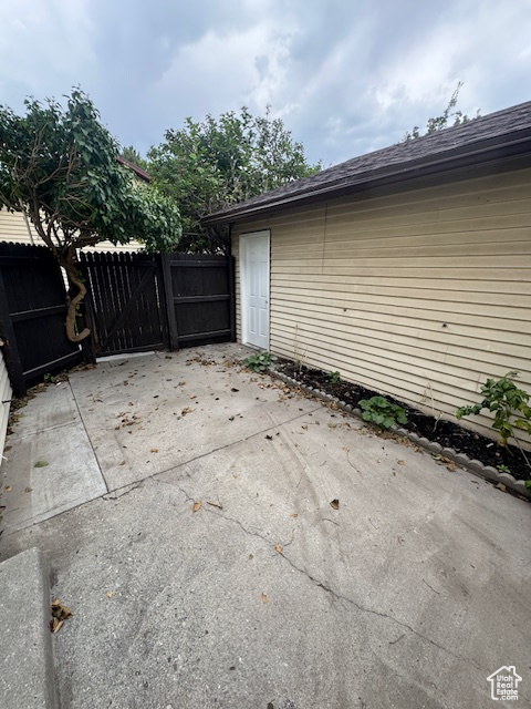 1995 W STONE CREEK DR West Valley City, UT 84119
