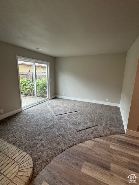 1995 W STONE CREEK DR West Valley City, UT 84119
