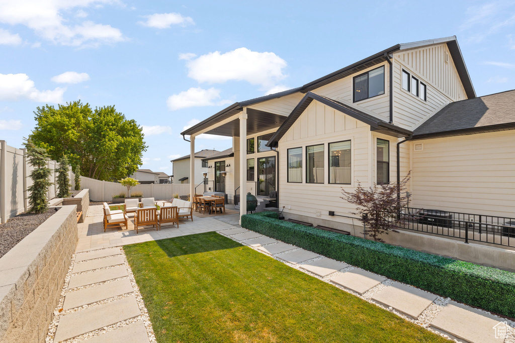 2860 N MANOR CREST LN Layton, UT 84041