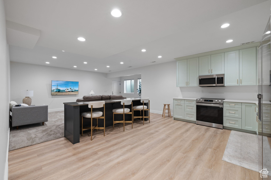 2860 N MANOR CREST LN Layton, UT 84041
