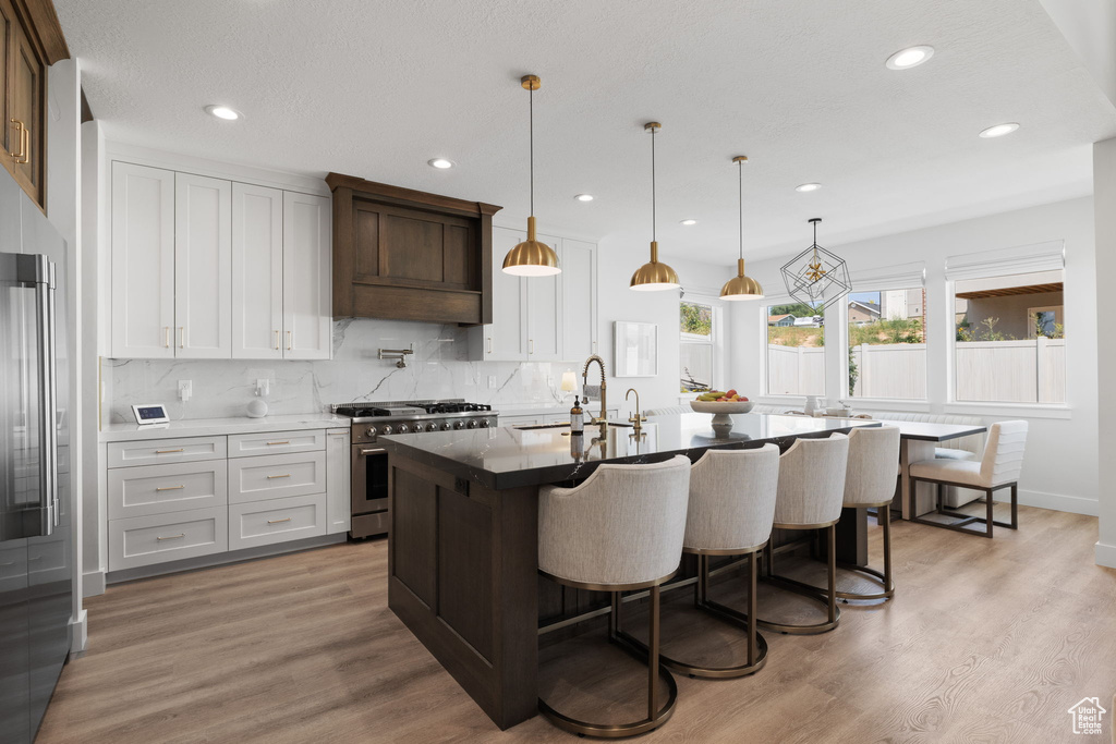 2860 N MANOR CREST LN Layton, UT 84041