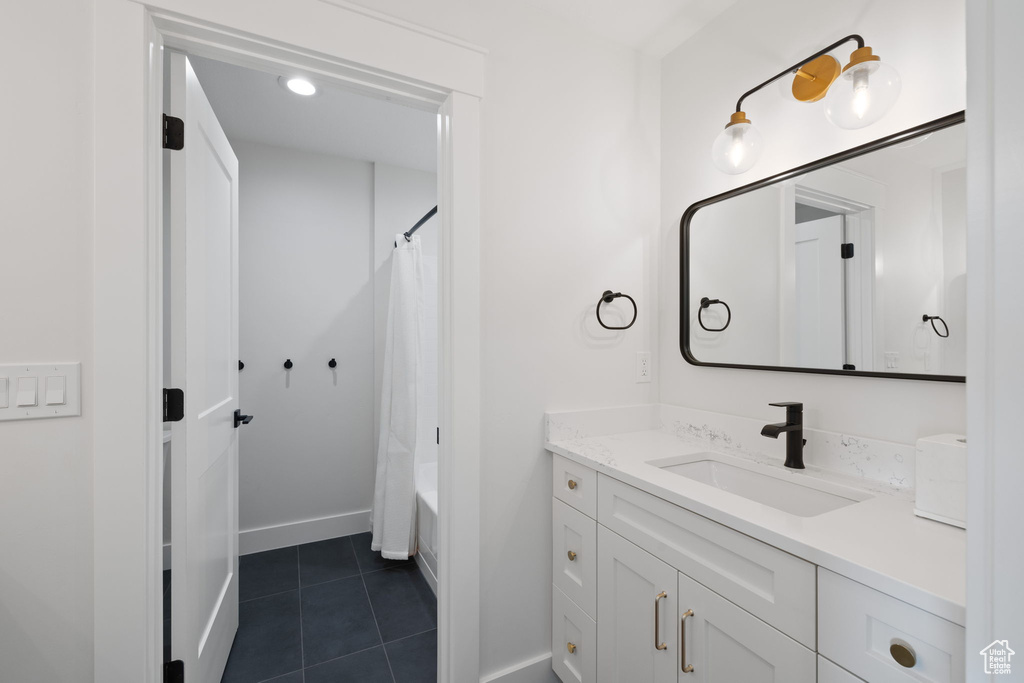 2860 N MANOR CREST LN Layton, UT 84041