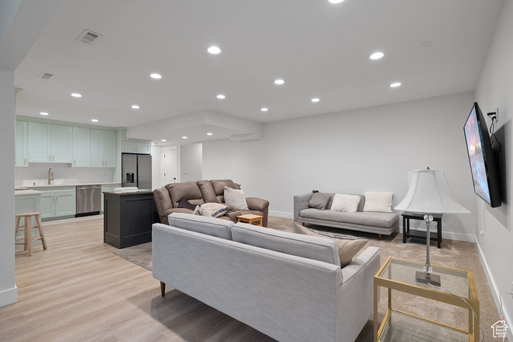 2860 N MANOR CREST LN Layton, UT 84041