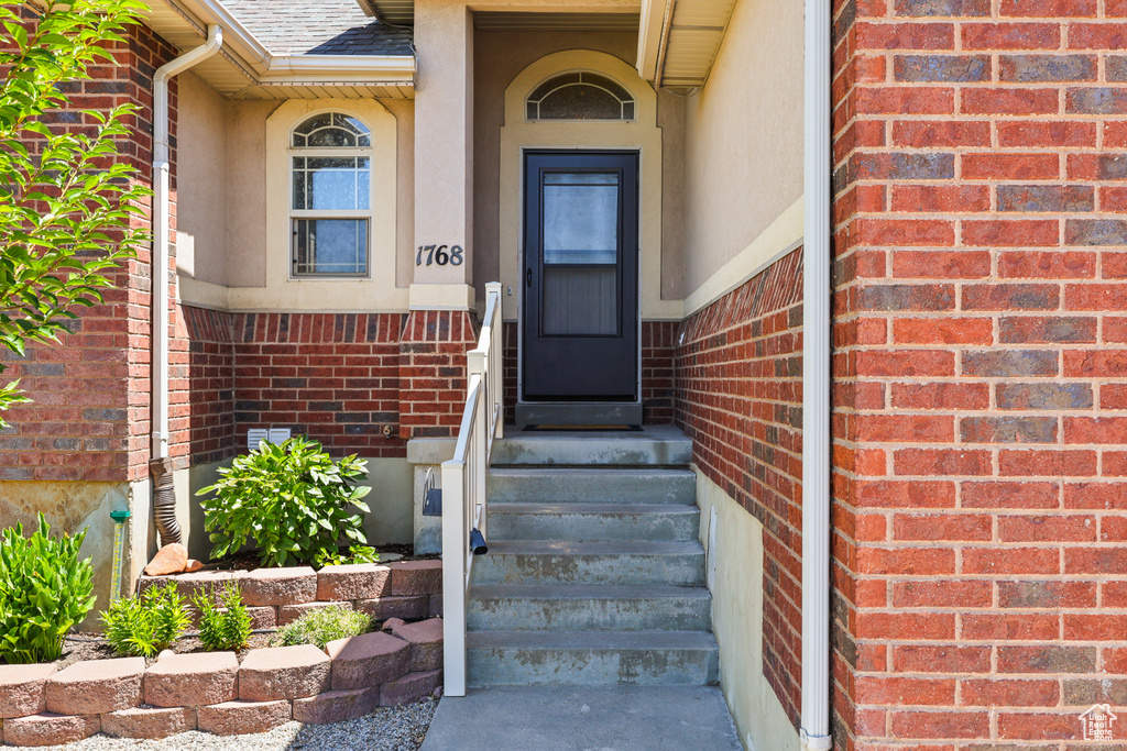 1768 N 200 W North Ogden, UT 84414