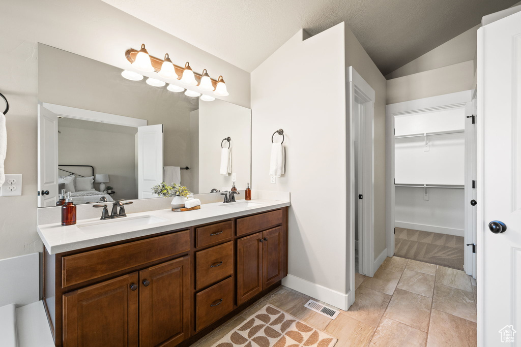 1406 E 5550 S South Ogden, UT 84403