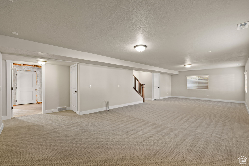 1406 E 5550 S South Ogden, UT 84403