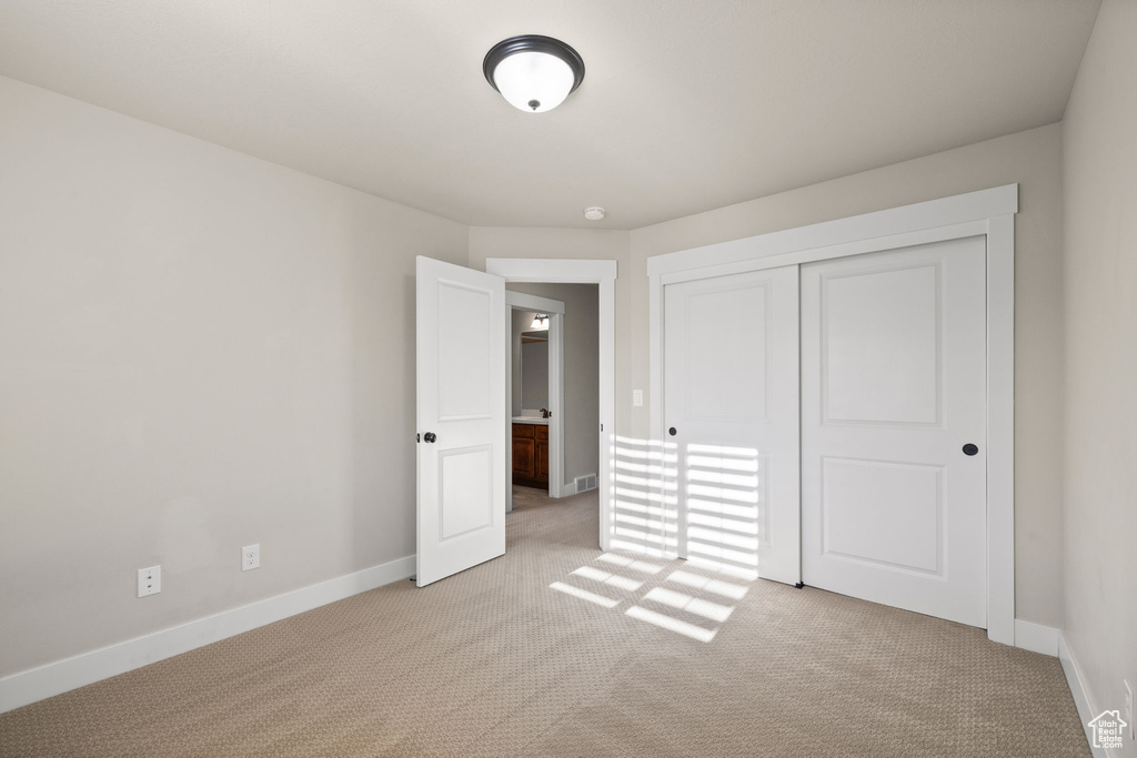 1406 E 5550 S South Ogden, UT 84403