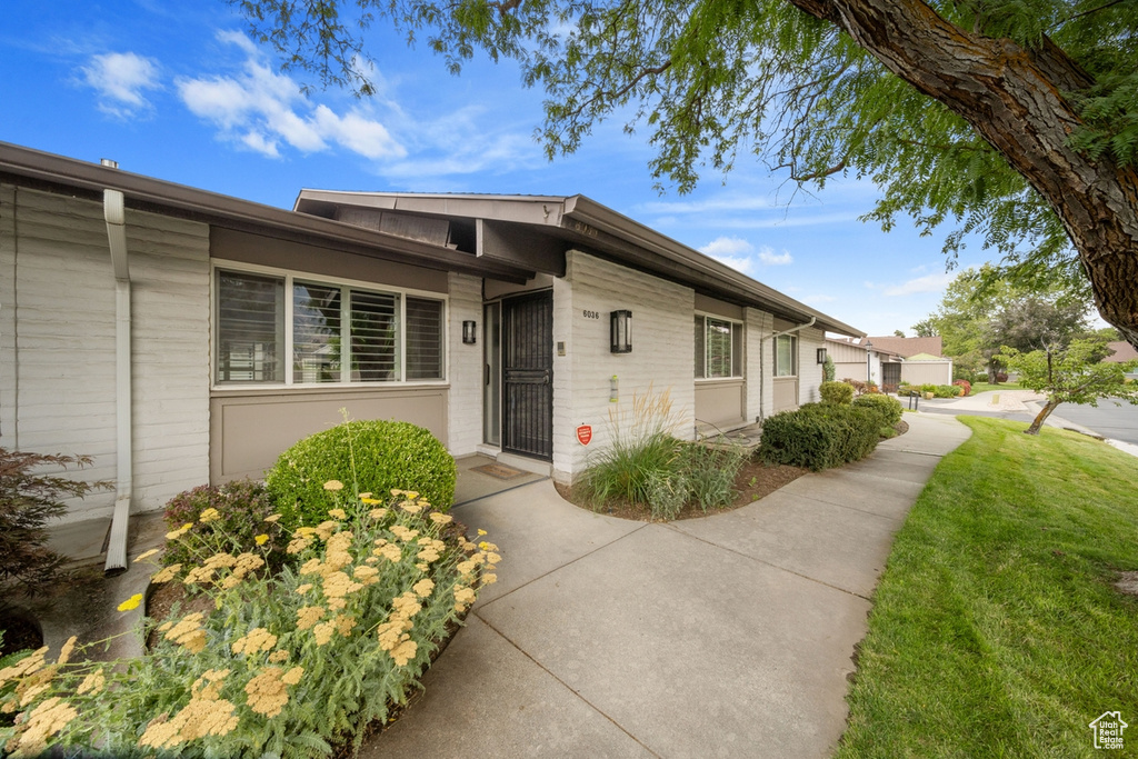 6036 S VILLAGE 3 RD Murray, UT 84121