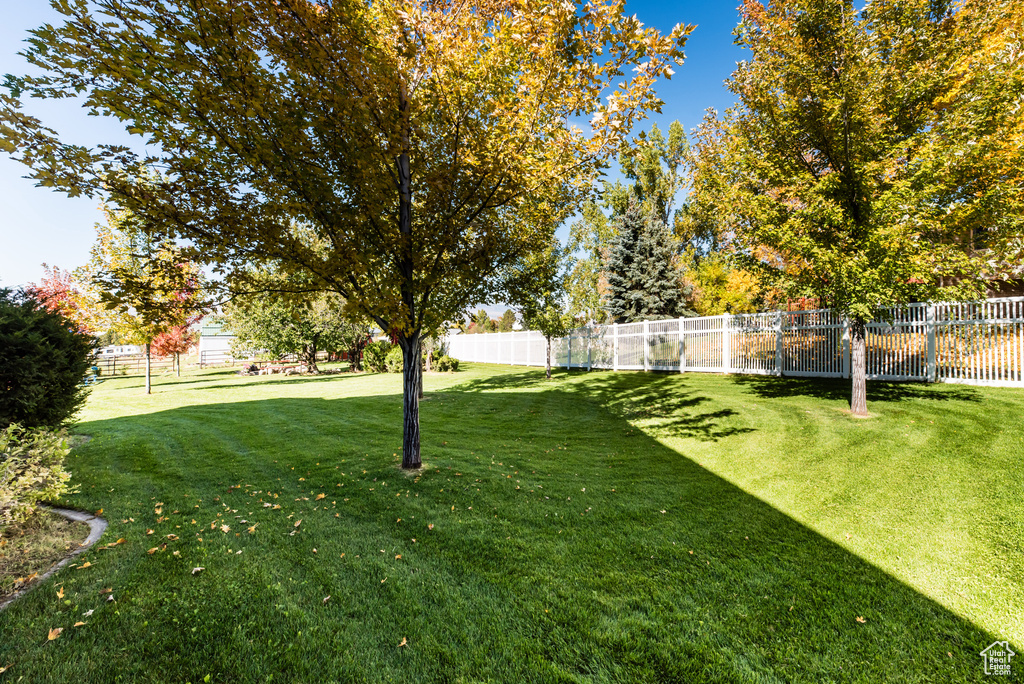 355 N 1100 E Hyde Park, UT 84318