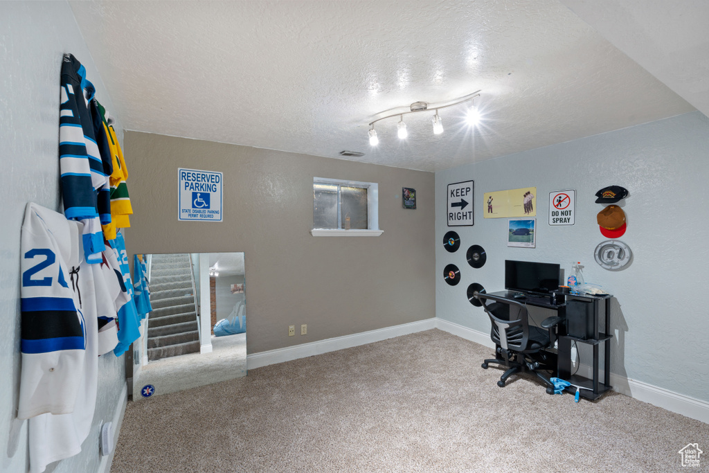 380 N 1000 E Kaysville, UT 84037