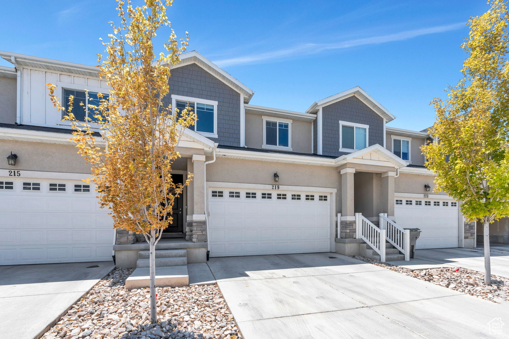 219 W SILVER SPRINGS DR Vineyard, UT 84059