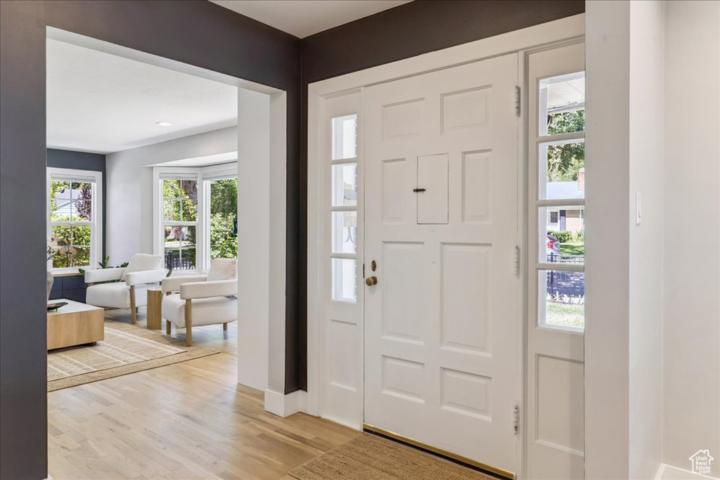 1754 E CORNELL CIR Salt Lake City, UT 84108