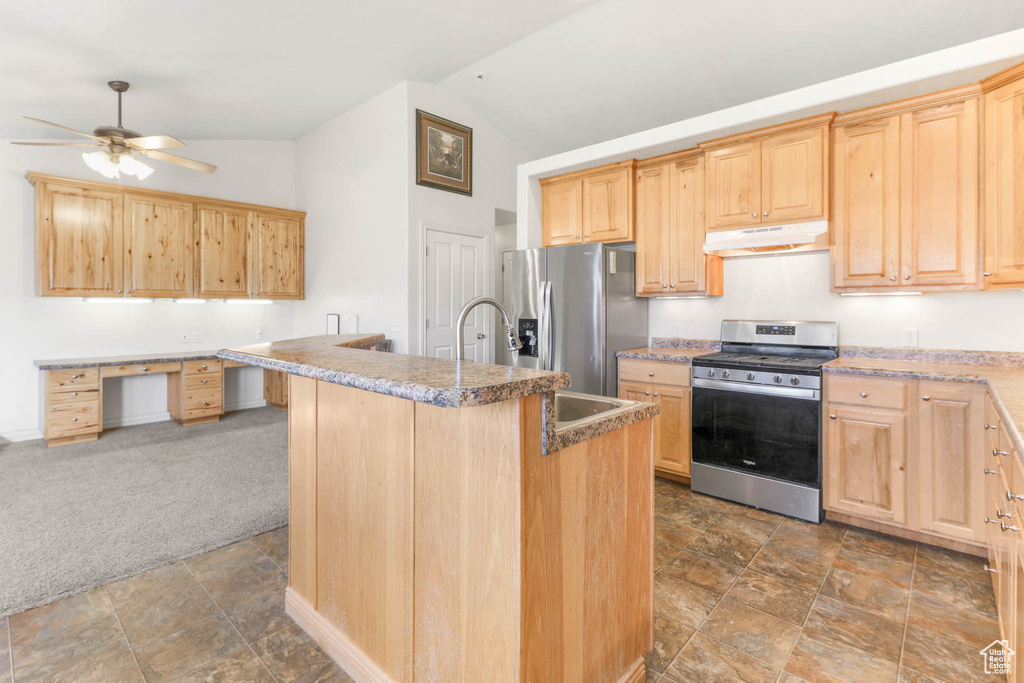 Photo 15 for MLS #2101858 at 2692 W Rim Rock Dr #910