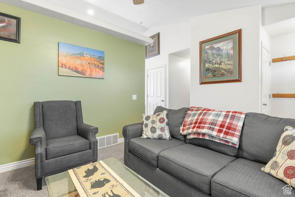 Photo 6 for MLS #2101858 at 2692 W Rim Rock Dr #910