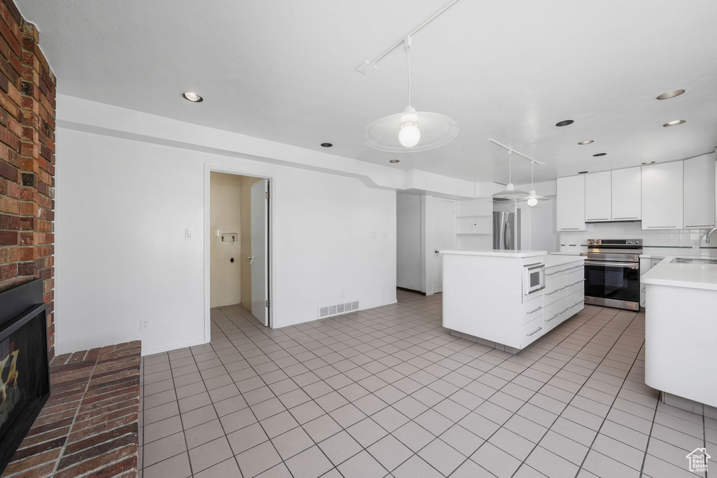 230 E 10430 S Sandy, UT 84070