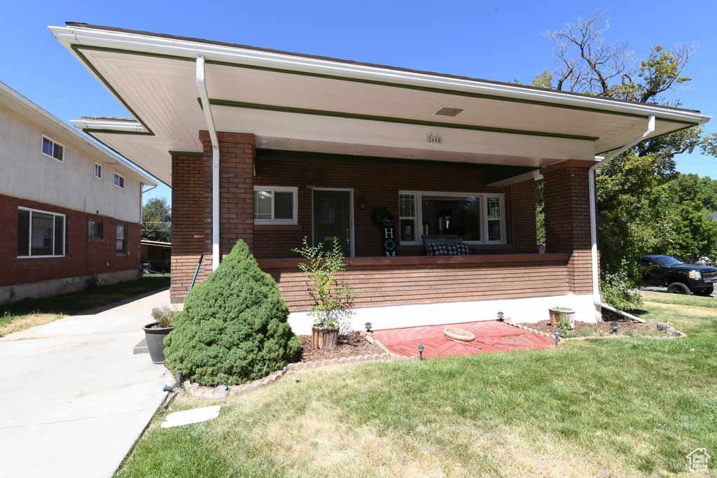 Photo 54 for MLS #2101865 at 2605 Van Buren Ave