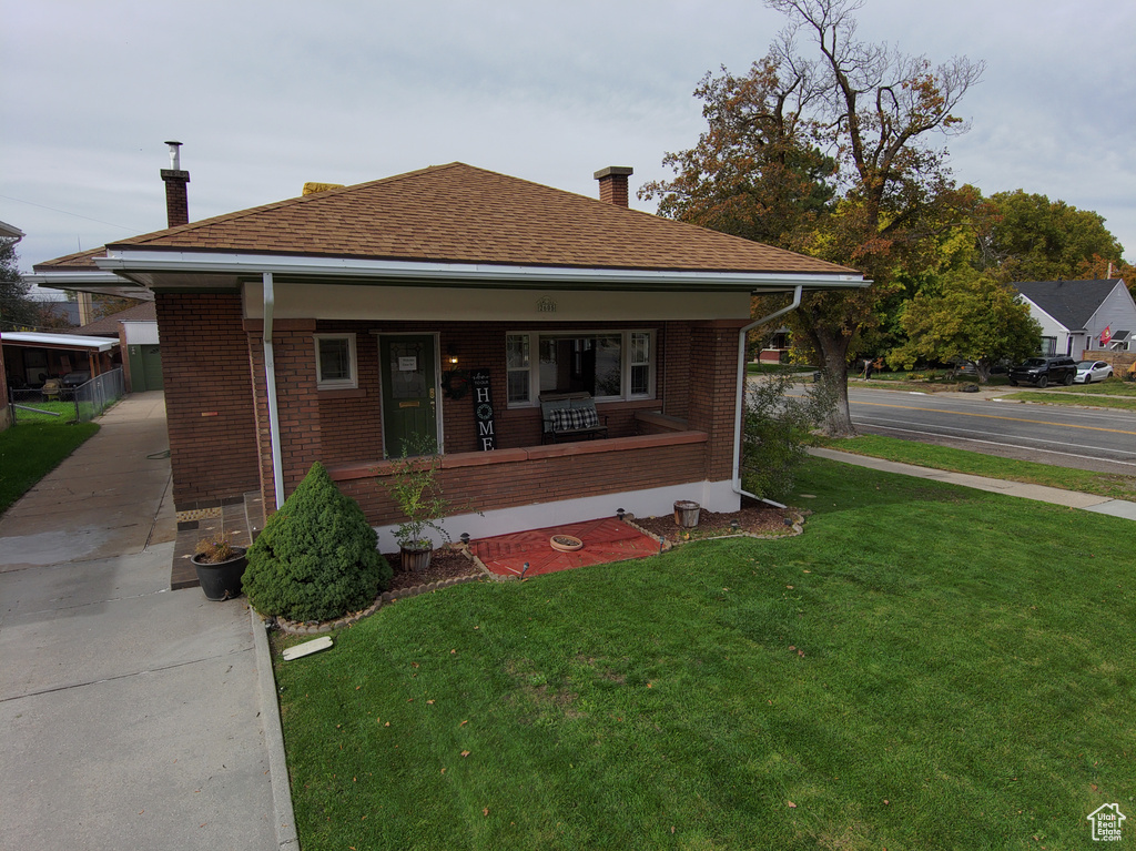Photo 2 for MLS #2101865 at 2605 Van Buren Ave