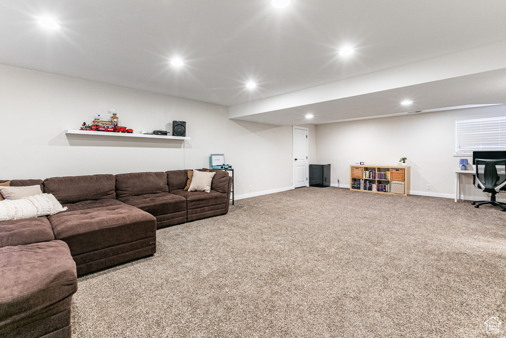 2063 W CHATEAU AVE. Taylorsville, UT 84129