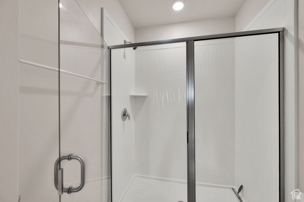 2038 N RED YEARLING DR Saratoga Springs, UT 84045