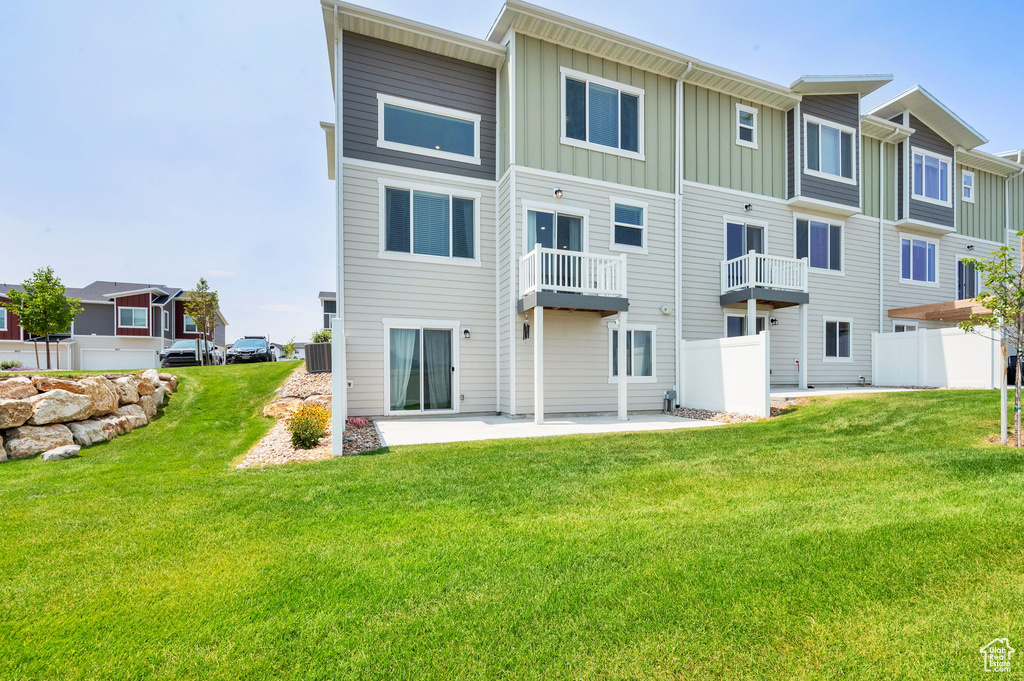 2038 N RED YEARLING DR Saratoga Springs, UT 84045