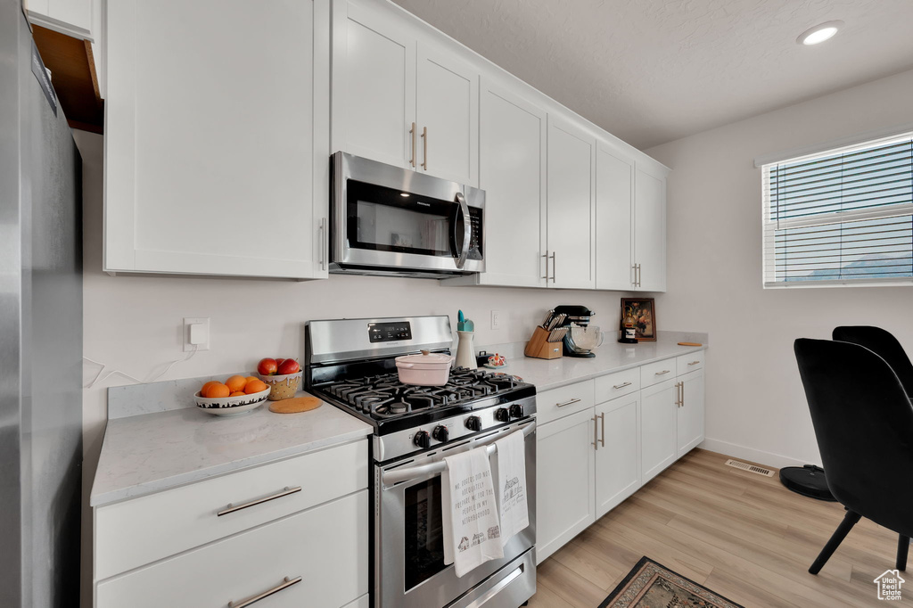 2038 N RED YEARLING DR Saratoga Springs, UT 84045