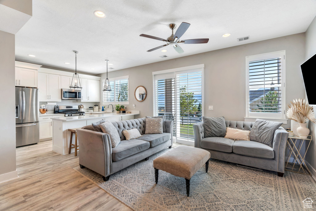2312 S CHIP SHOT LOOP Saratoga Springs, UT 84045