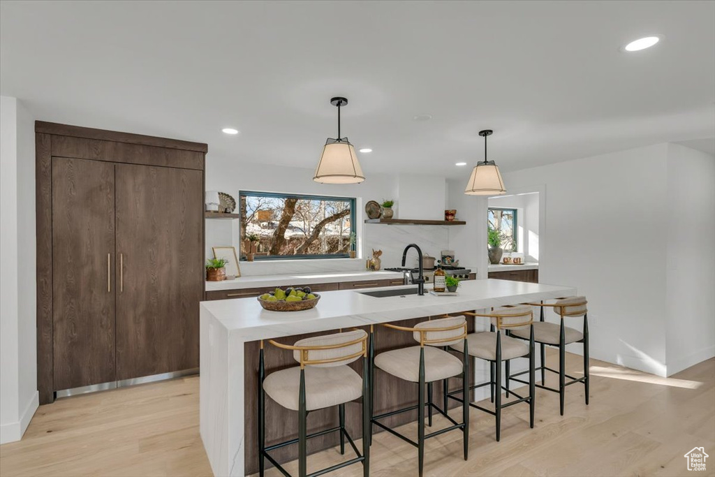 2898 E OAKHURST DR Salt Lake City, UT 84108