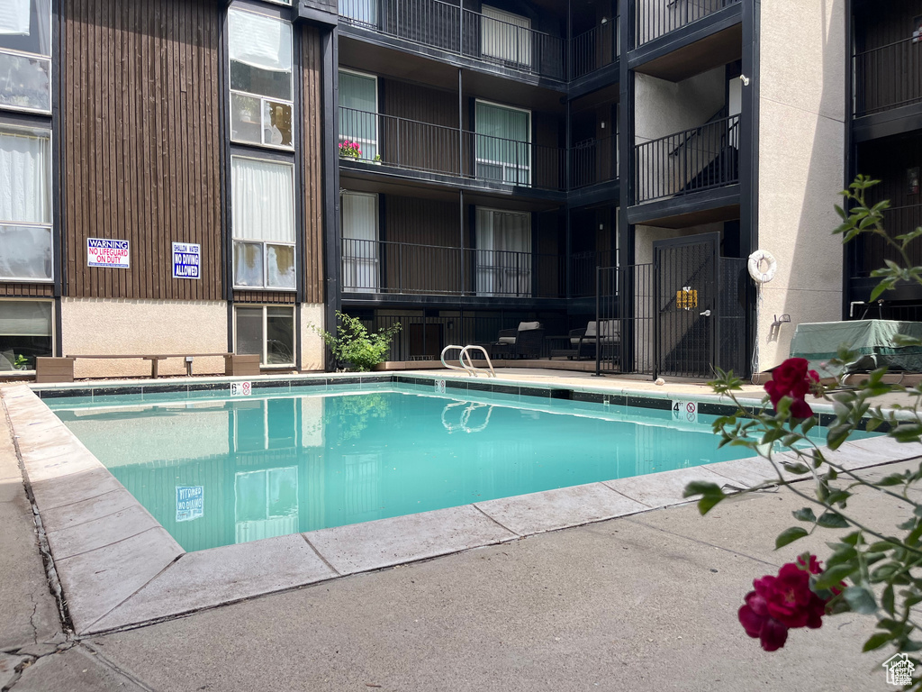 438 N CENTER ST #208 Salt Lake City, UT 84103
