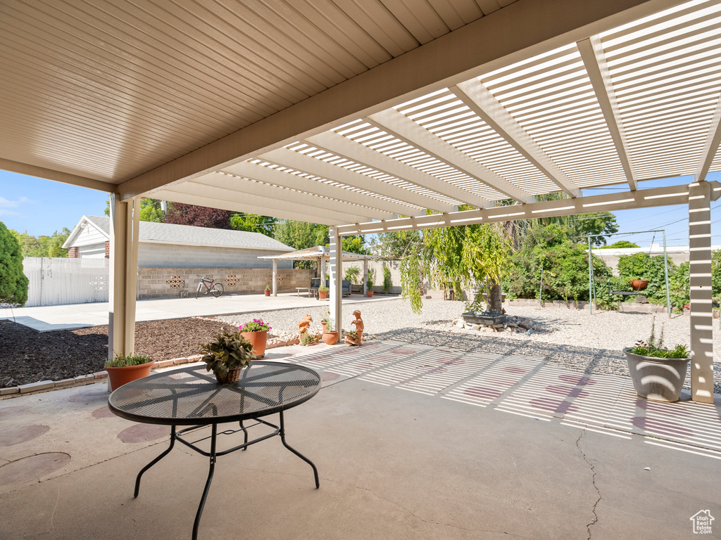 4268 S MACKAY DR Taylorsville, UT 84129