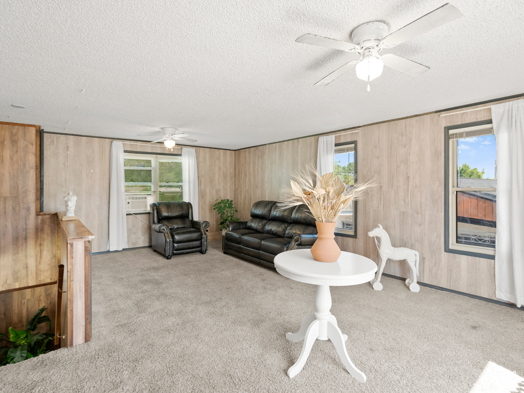 4268 S MACKAY DR Taylorsville, UT 84129