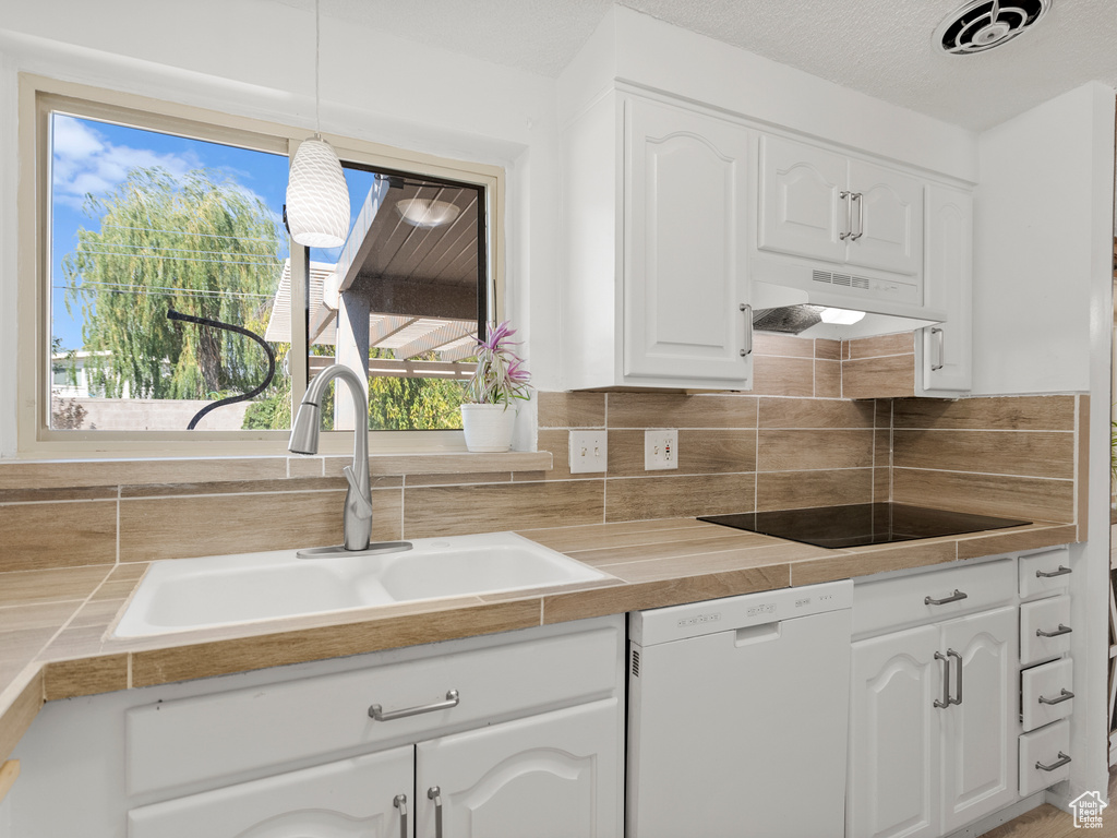 4268 S MACKAY DR Taylorsville, UT 84129