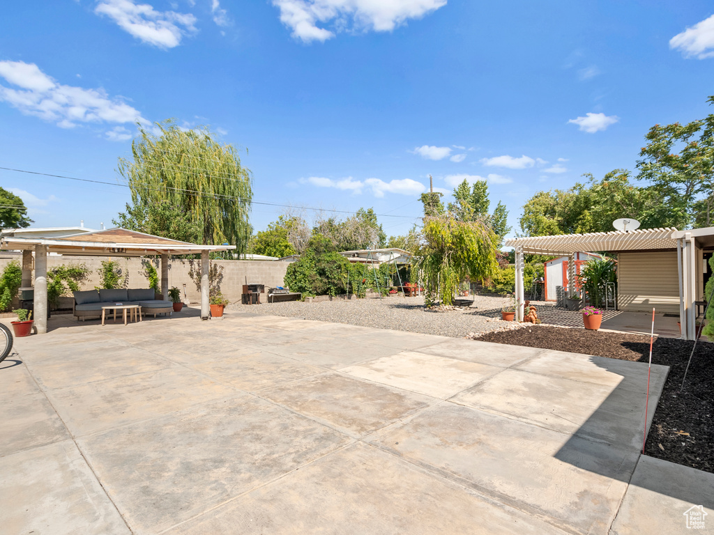 4268 S MACKAY DR Taylorsville, UT 84129