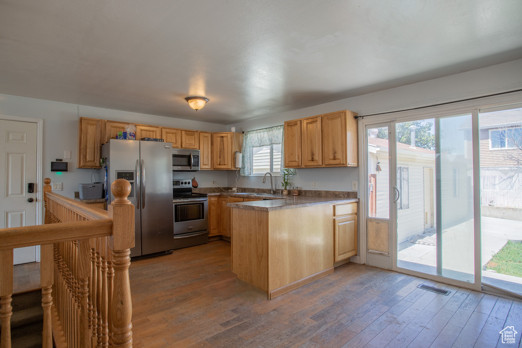 5032 W HIGHWOOD DR Kearns, UT 84118