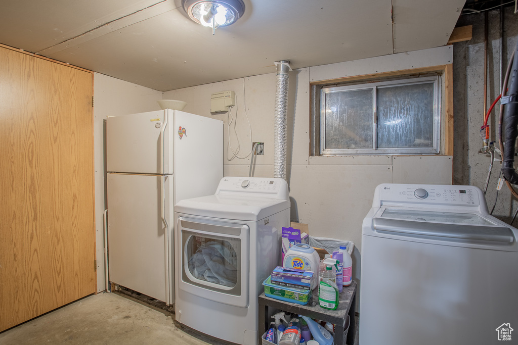 5032 W HIGHWOOD DR Kearns, UT 84118
