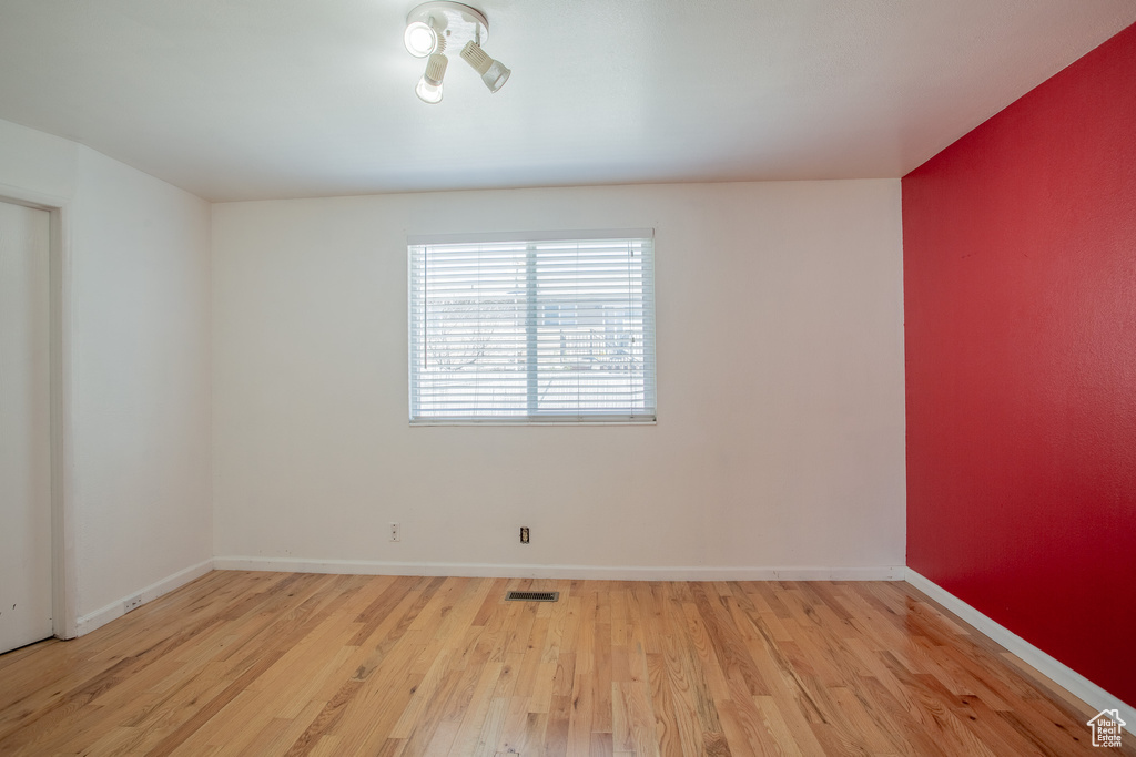 5032 W HIGHWOOD DR Kearns, UT 84118