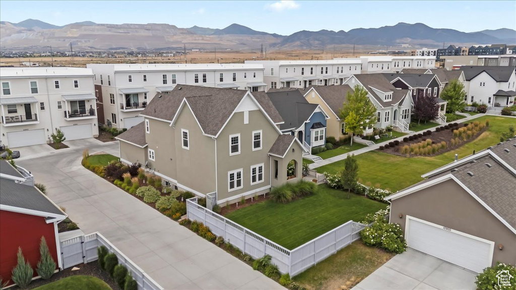 10896 S GRESHAM DR South Jordan, UT 84009