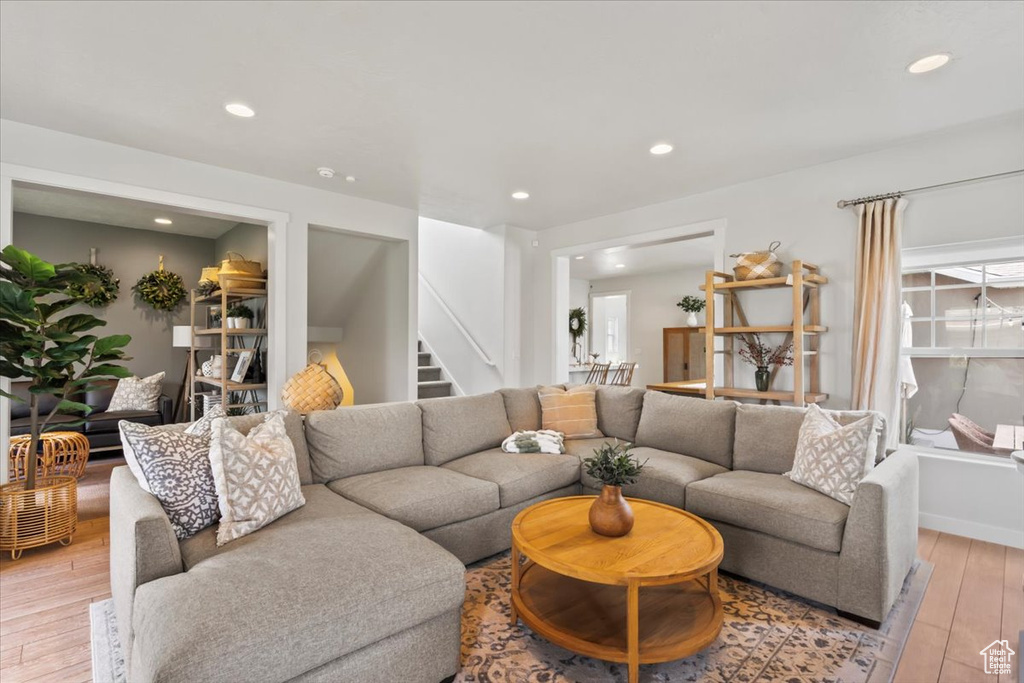 10896 S GRESHAM DR South Jordan, UT 84009