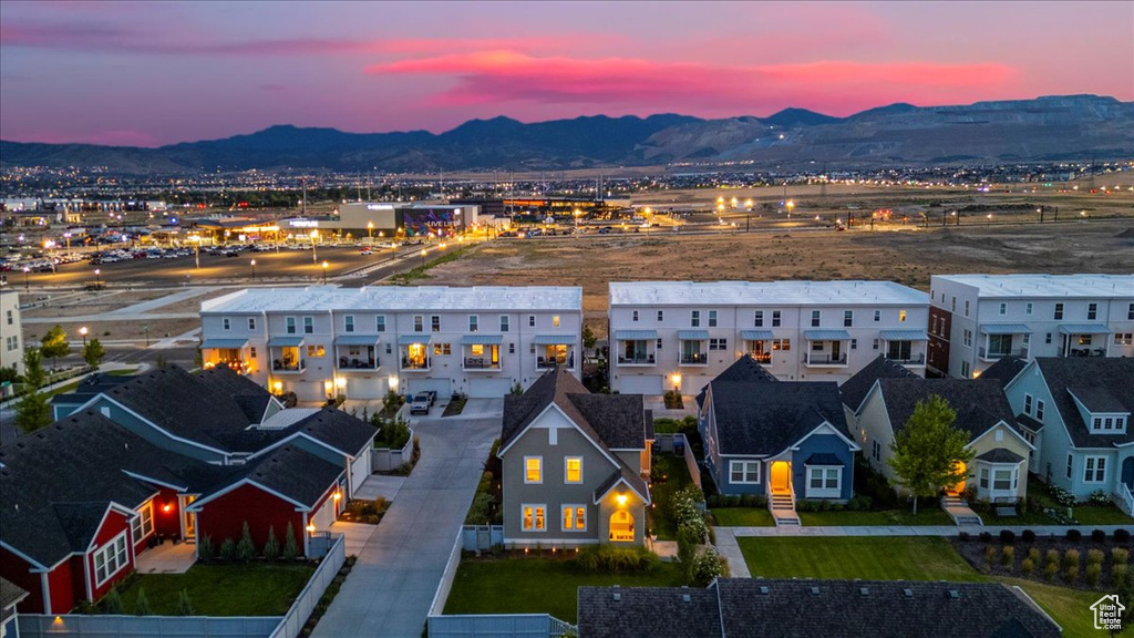 10896 S GRESHAM DR South Jordan, UT 84009