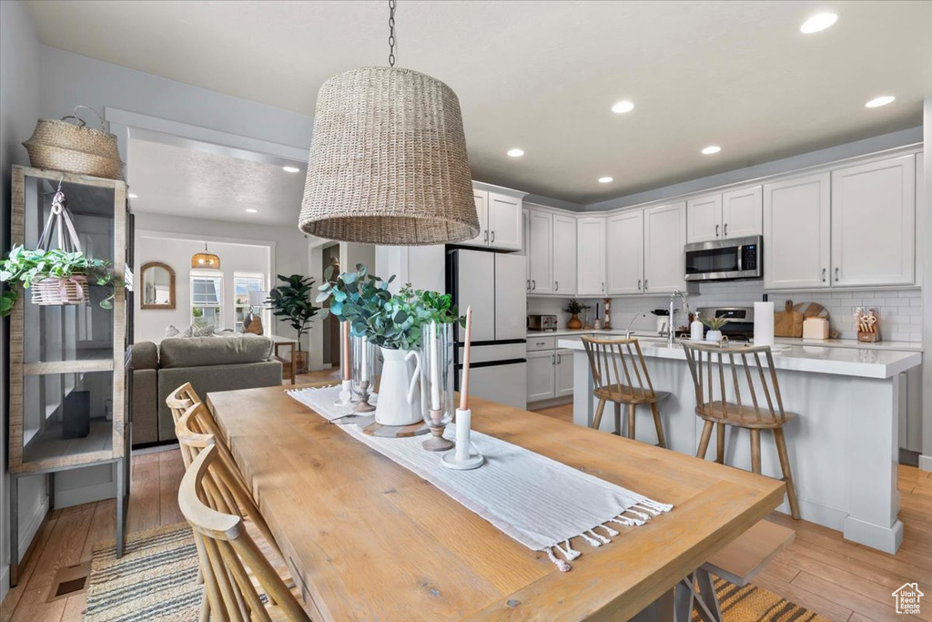 10896 S GRESHAM DR South Jordan, UT 84009