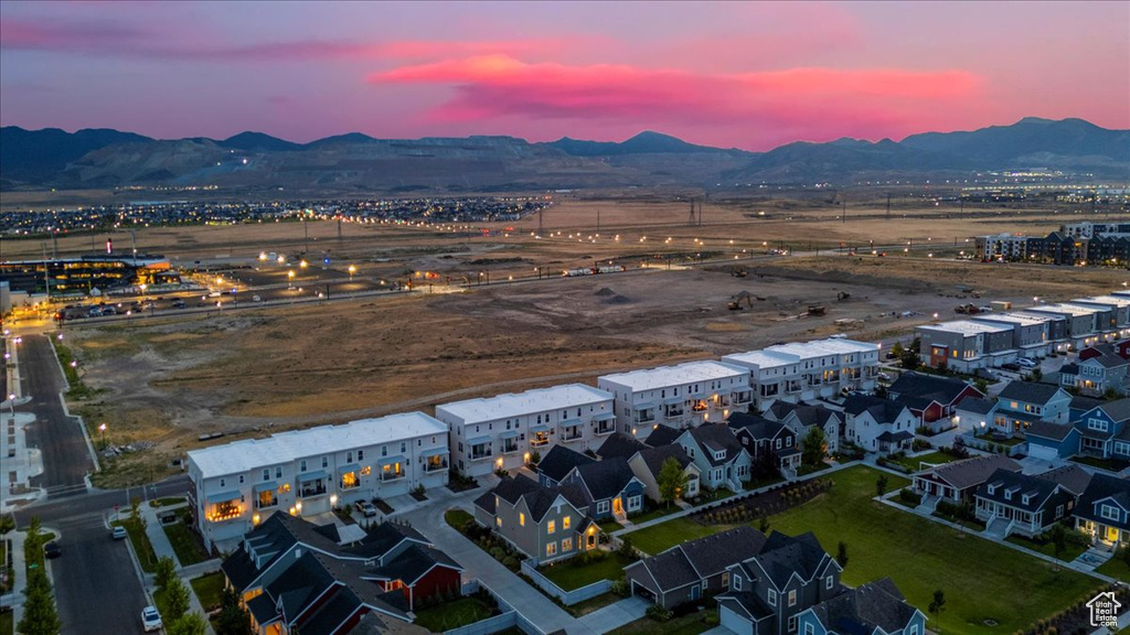 10896 S GRESHAM DR South Jordan, UT 84009