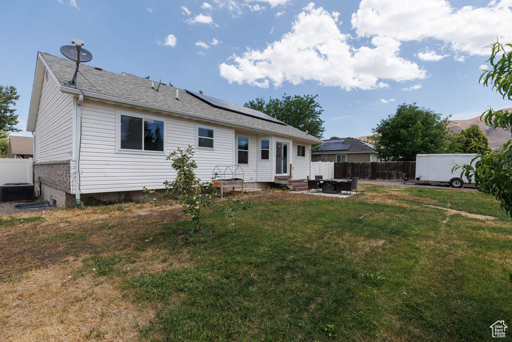 2142 E FALL ST Eagle Mountain, UT 84005