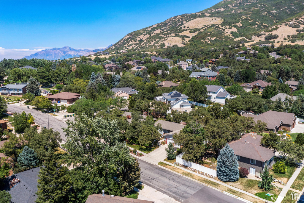 1840 E NAVAJO Ogden, UT 84403