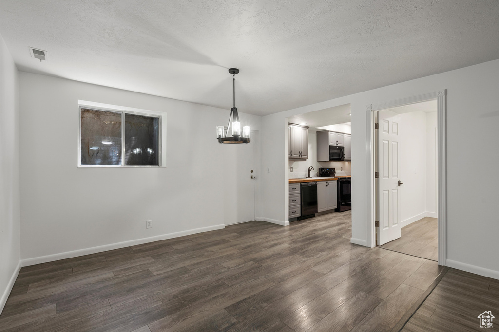 1840 E NAVAJO Ogden, UT 84403