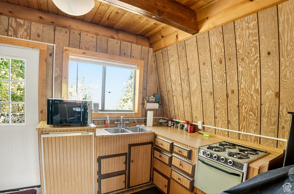 Photo 4 for MLS #2101918 at 11904 Bugaboo Trl