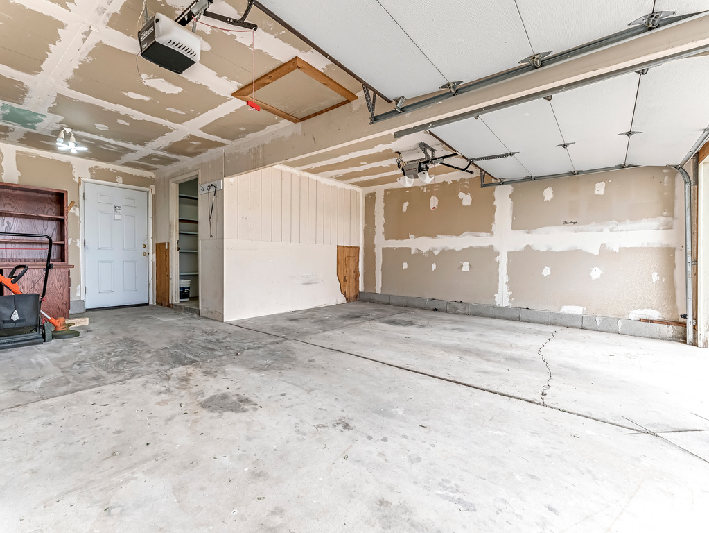 2111 S 1125 E Bountiful, UT 84010