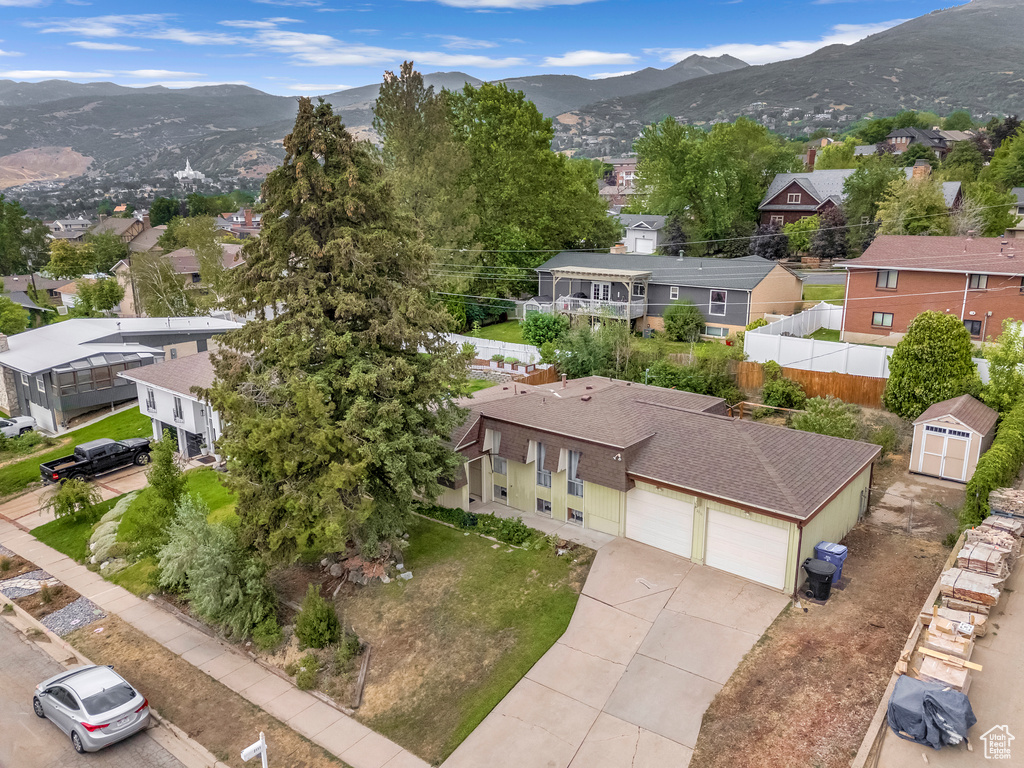 2111 S 1125 E Bountiful, UT 84010