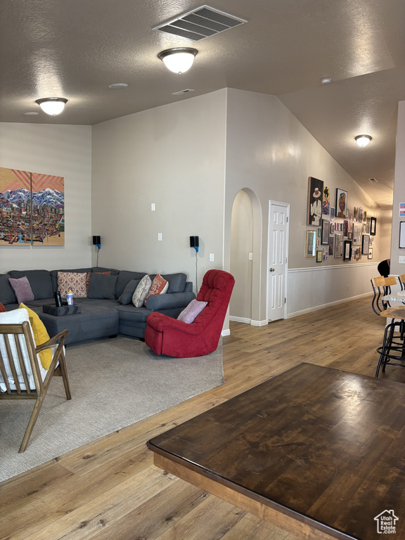 930 N REDBRIDGE DR North Salt Lake, UT 84054