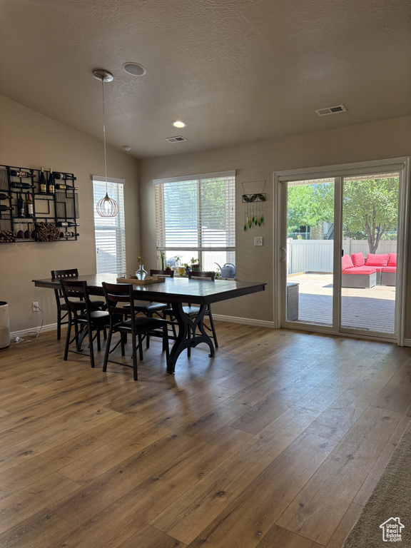 930 N REDBRIDGE DR North Salt Lake, UT 84054