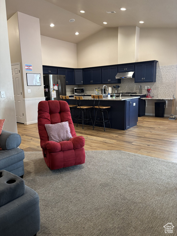 930 N REDBRIDGE DR North Salt Lake, UT 84054